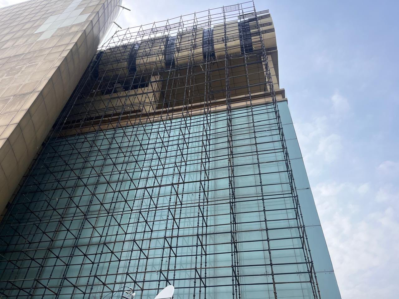Glass Facade Access